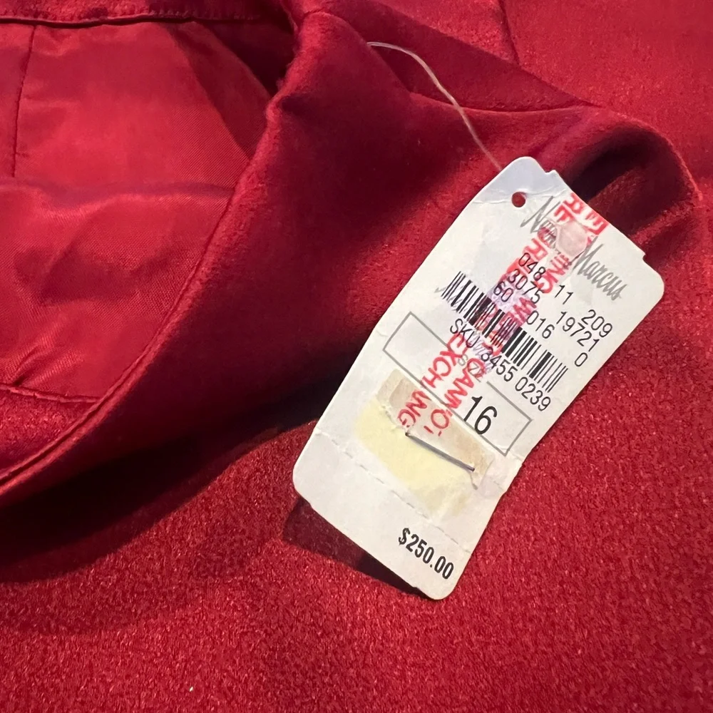 NWT SZ 16 Gorgeous Carmen Marc Valvo Deep Red Satin Long Formal Skirt - Picture 4 of 4